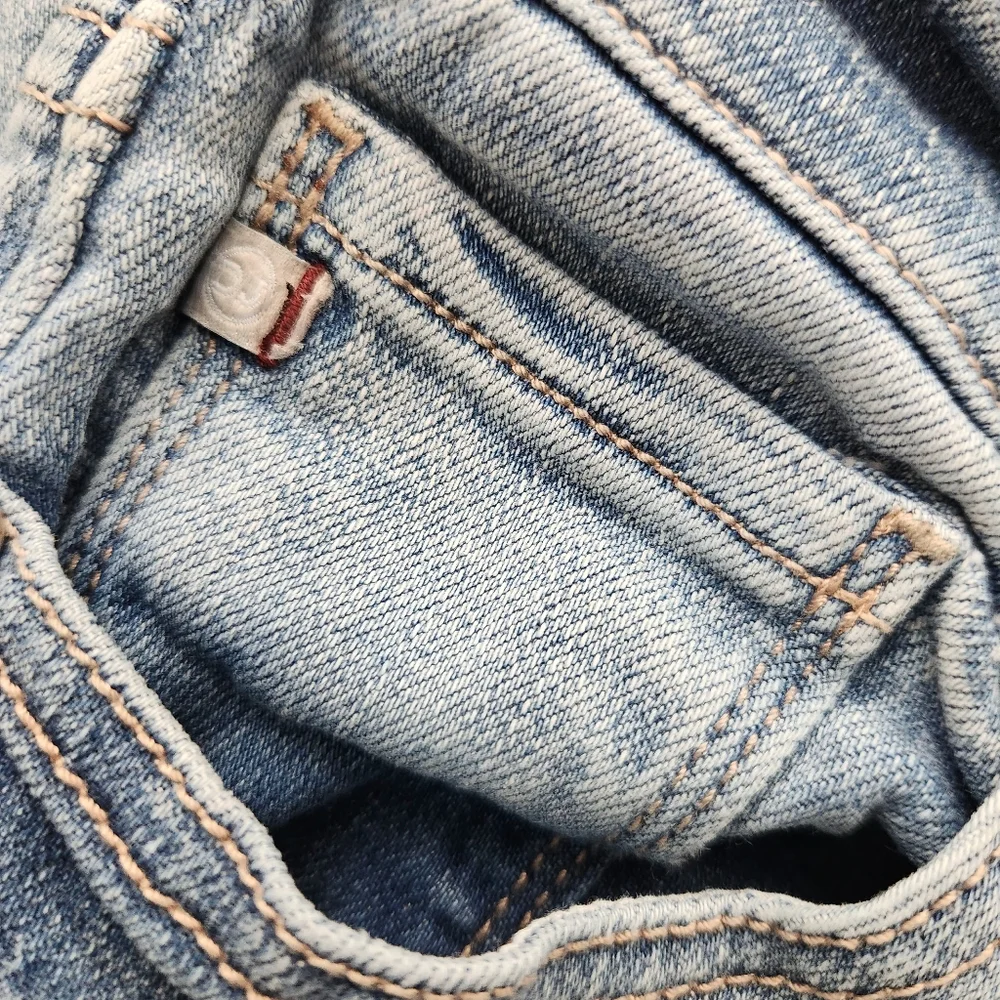Dear John Sky Blue Ankle Jeans with Distressed Hem‎ Sz 25